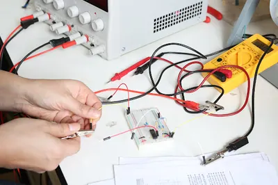 Kamo Instal Kamil Zięcina. Elektryk, instalacje elektryczne